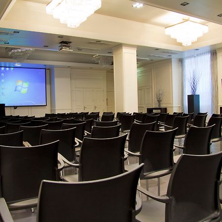 Silken Reino De Aragon Hotel Zaragoza Kinh doanh bức ảnh