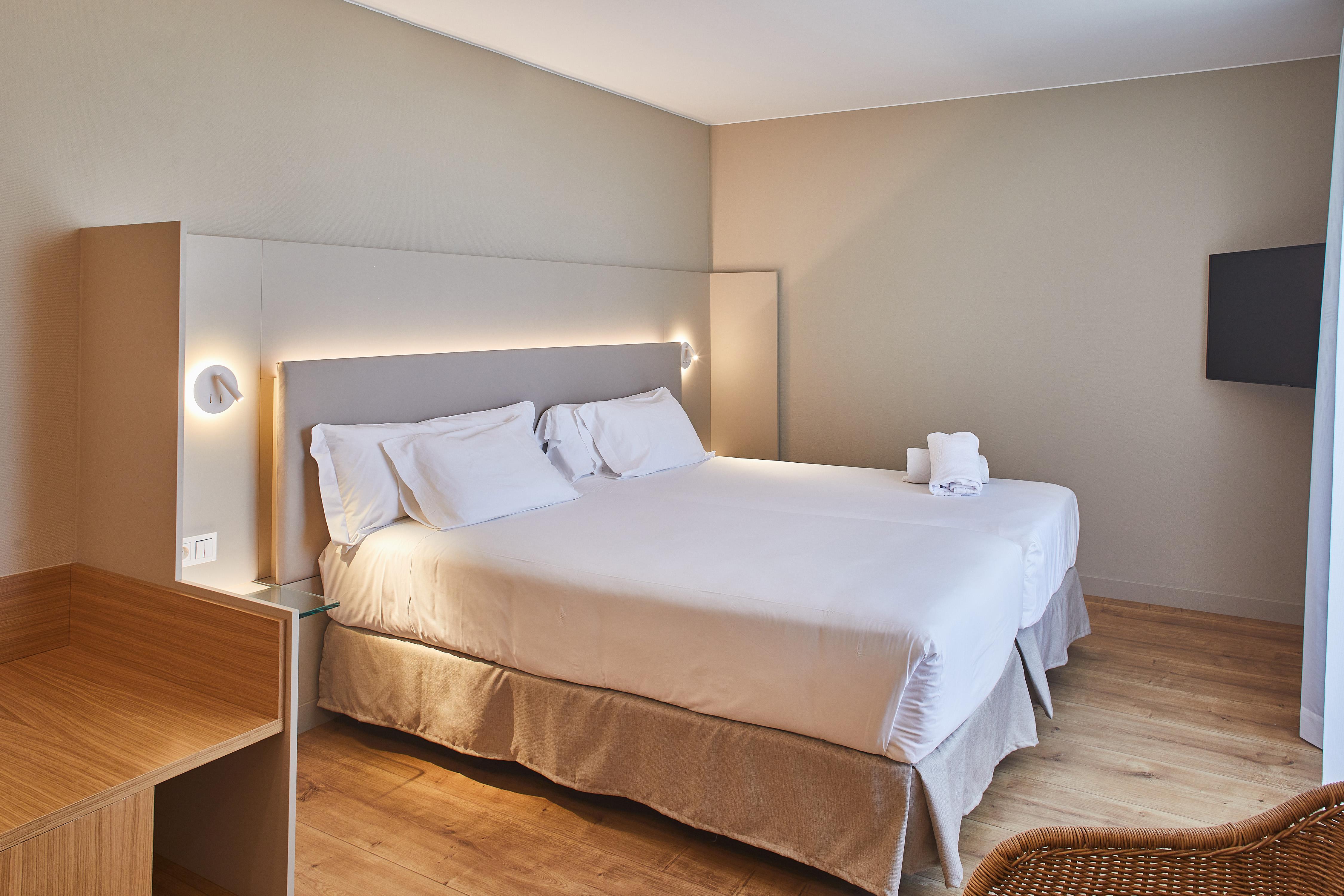 Silken Reino De Aragon Hotel Zaragoza Ngoại thất bức ảnh